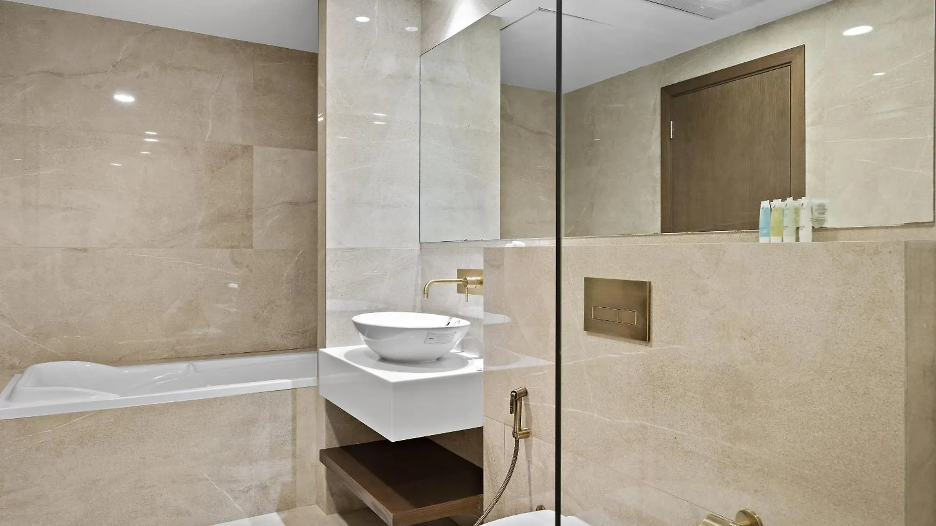 Vayk - Bright 4 Bd Penthouse With Spacious Terrace Dubai 0*,