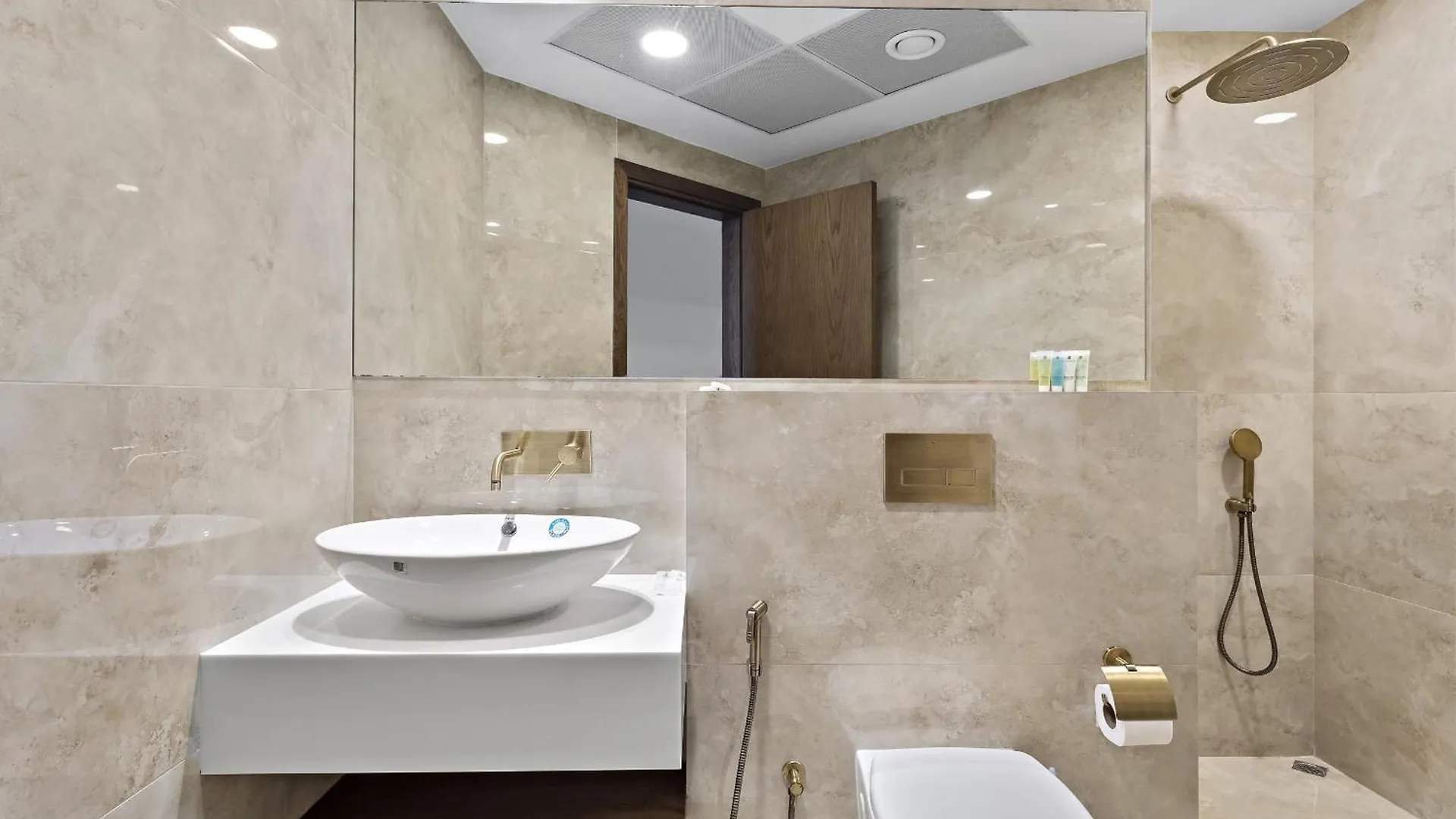 Apartment Vayk - Bright 4 Bd Penthouse With Spacious Terrace Dubai