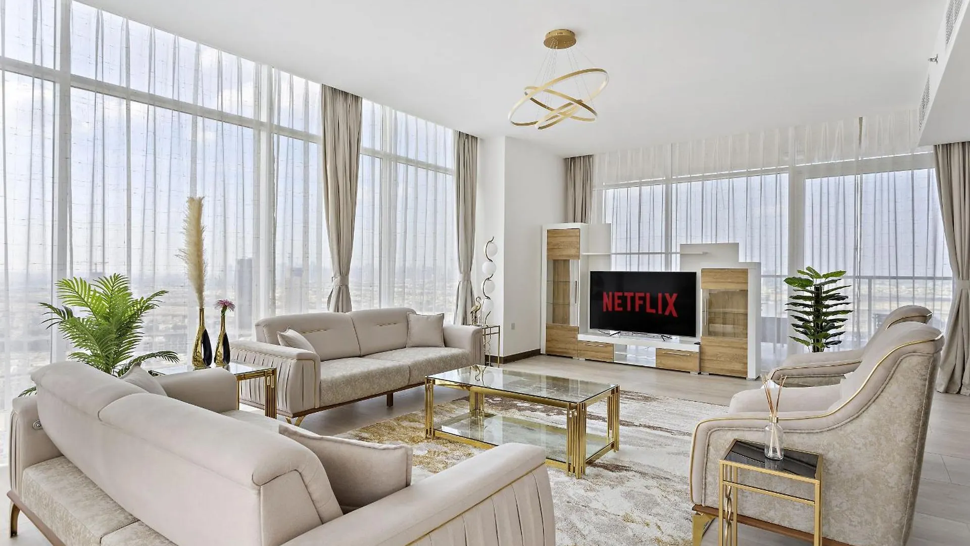 Vayk - Bright 4 Bd Penthouse With Spacious Terrace Dubai